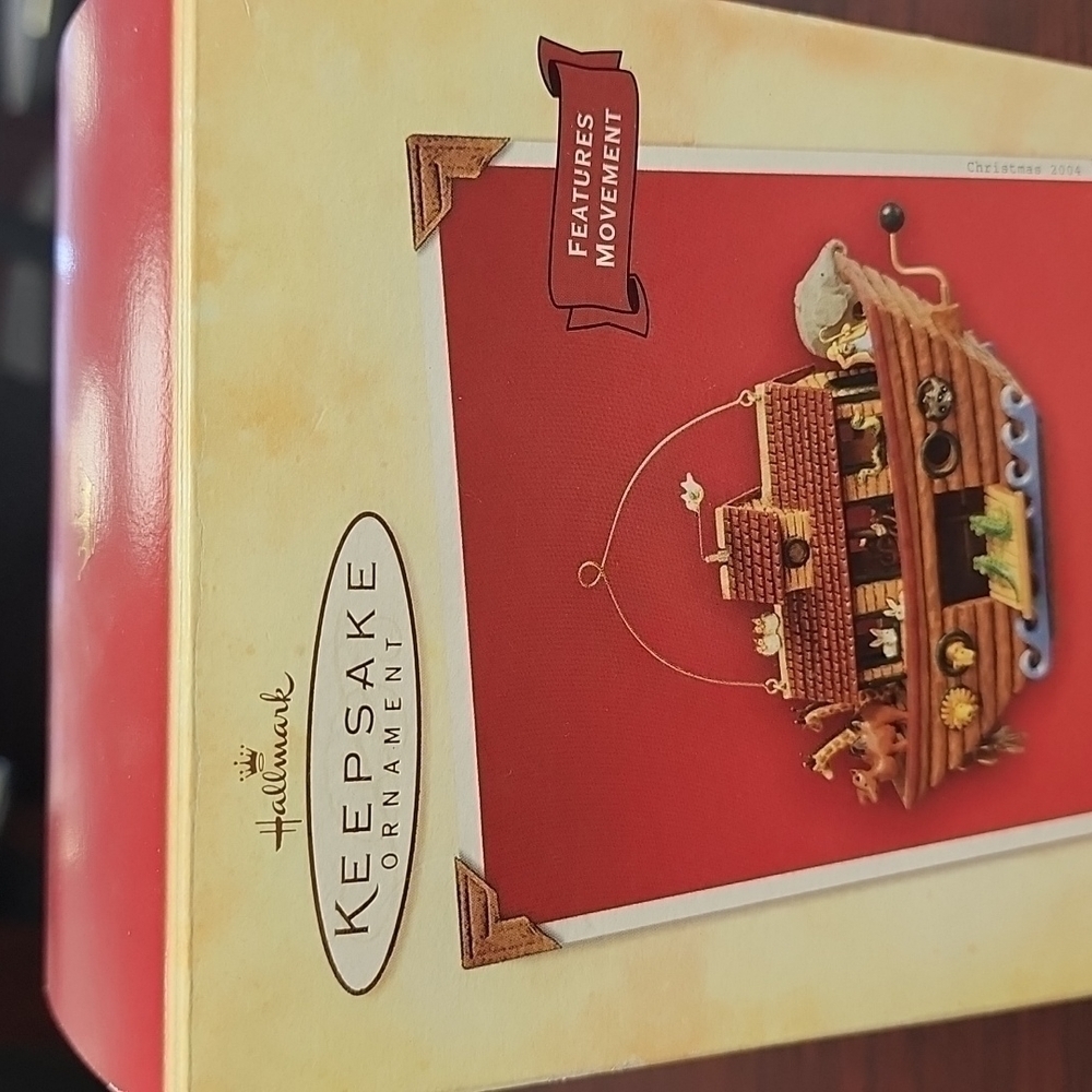 Hallmark Noah's Ark ornament - Picture 5 of 13